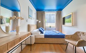 3 City Apartments - Green Island